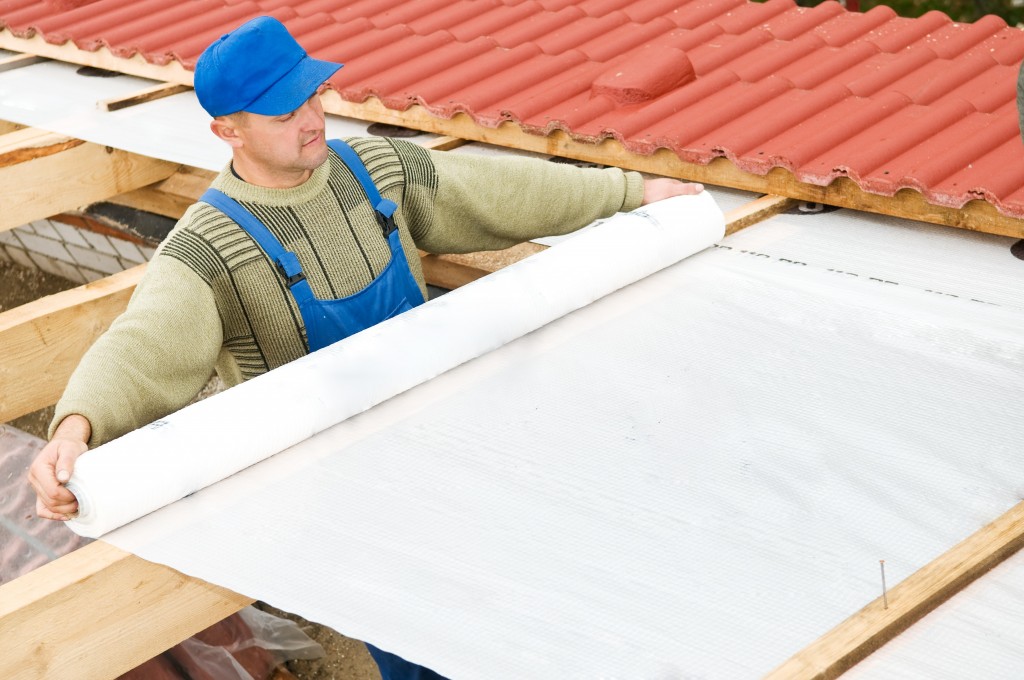 Hire Professional Roofers in Orlando, FL for Leaky Roof Repair and Replacement