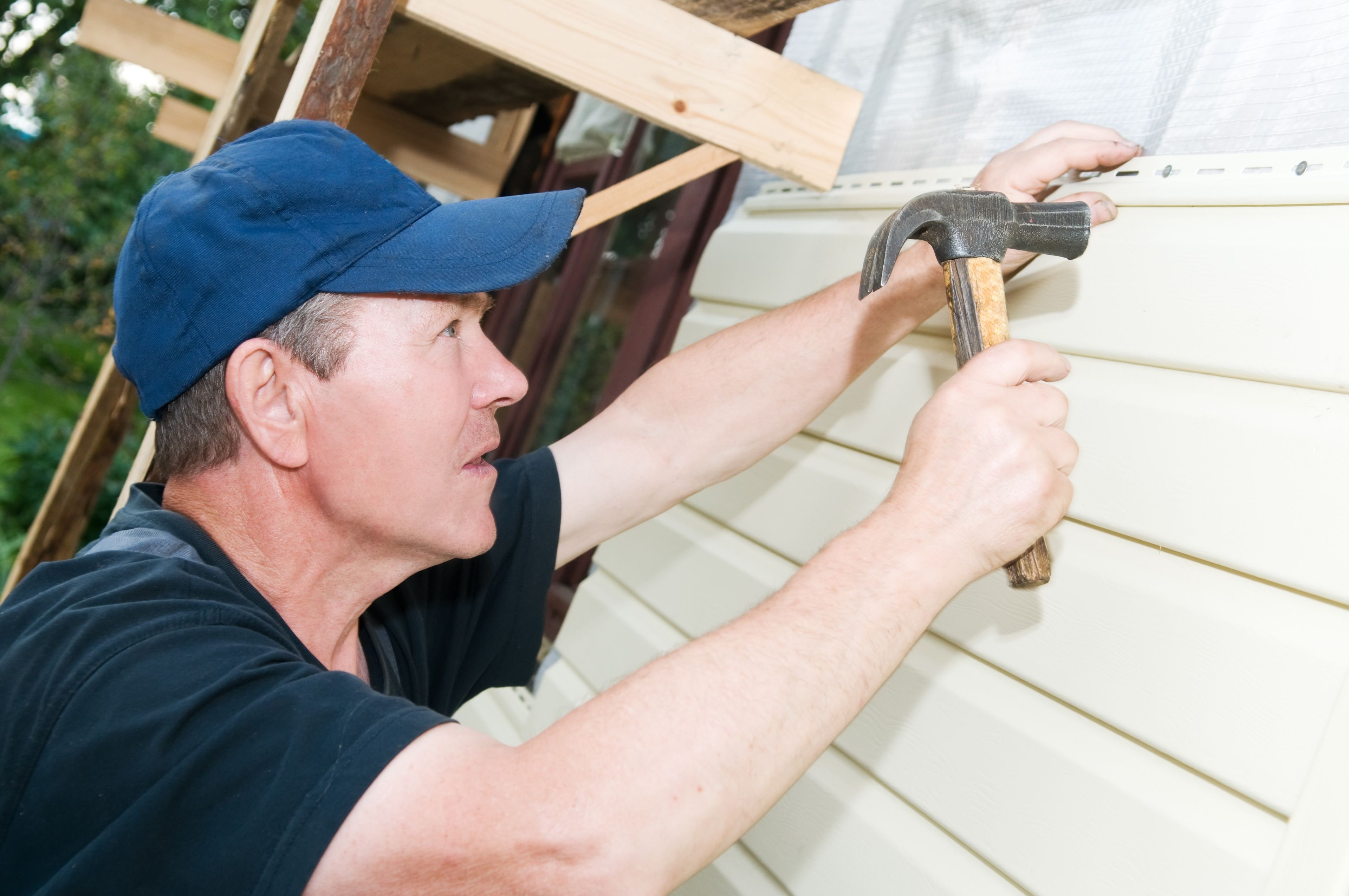 5 Mistakes to Avoid When Choosing Roofing Contractors in Inverness