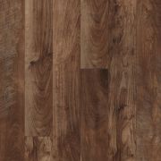 Comparing laminate floors with hardwood: the advantages of benefits of laminate