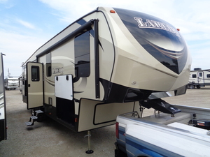 Why Purchase a Used RV in Des Moines IA?