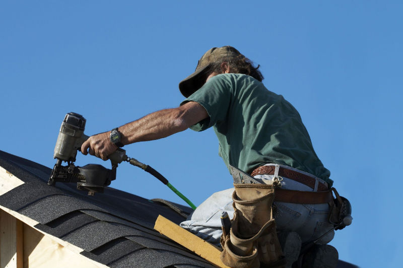 Commercial Roof Installers In Oahu Will Keep Your Business Safe