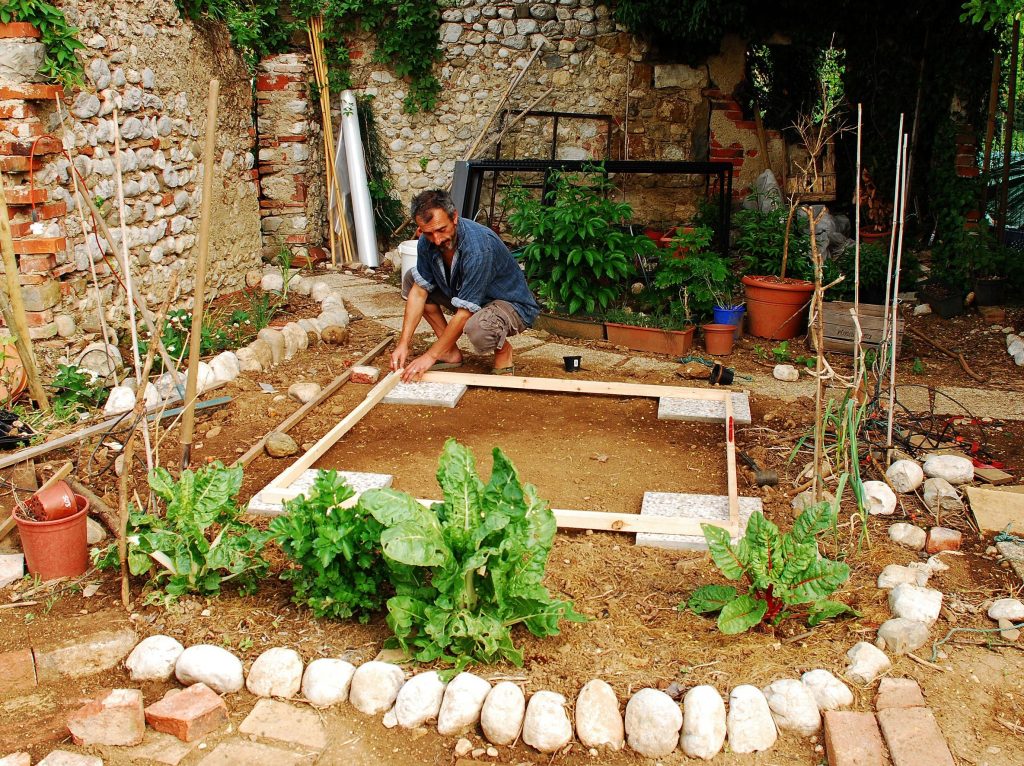 3 Benefits Provided by Landscapers in Waukesha, WI