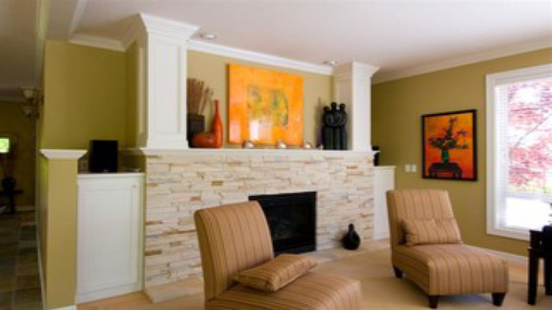 Hiring a Pro for Interior Cabinet Refinishing