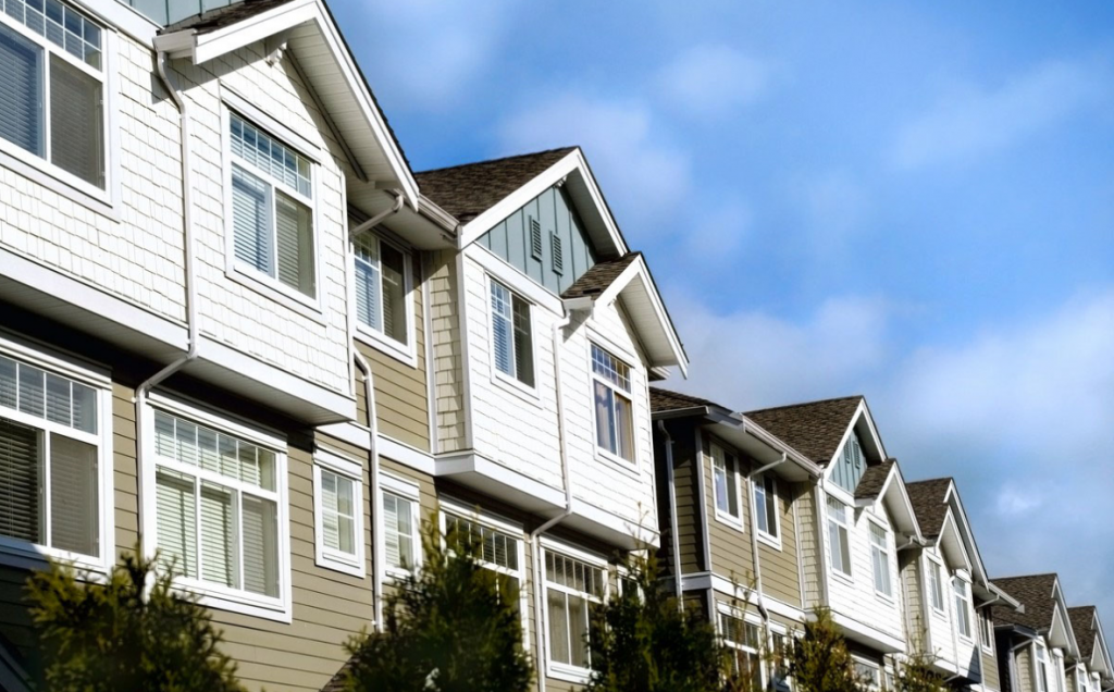 Residential Siding in Cincinnati, OH: Improving Your Home’s Curb Appeal and Protection