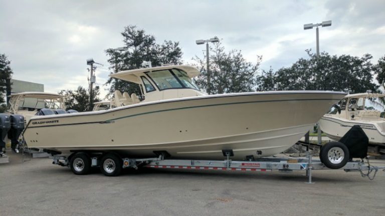 Tips for Maintaining Boat Hydraulic Trailers