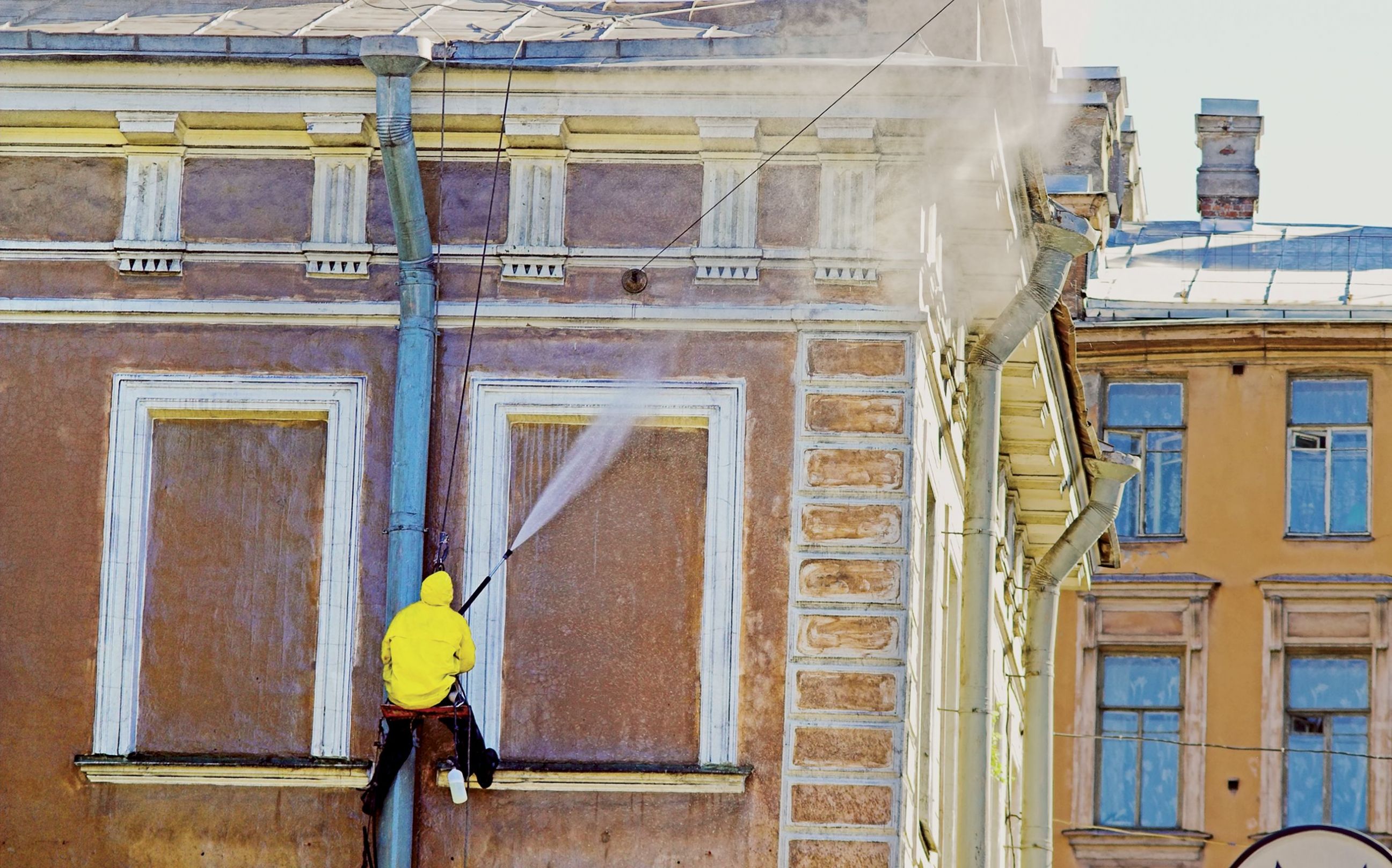 How Often Should Commercial Properties Schedule Pressure Washing?