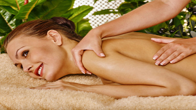 Infrared Sauna vs. Traditional Sauna: Which One Is Right for Your Wellness Journey?