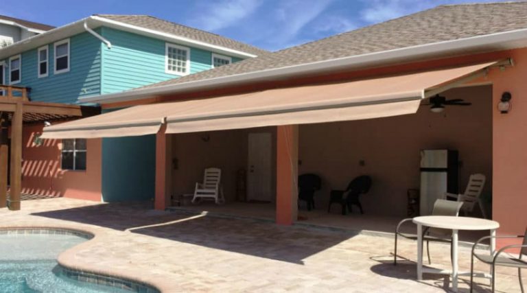 Suggestions on Using a Pergola for Better Use of the Backyard