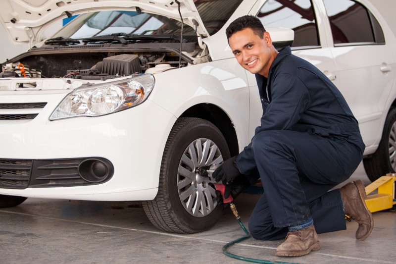Advantages You Gain from Getting Your Vehicle Serviced Regularly in Chicago
