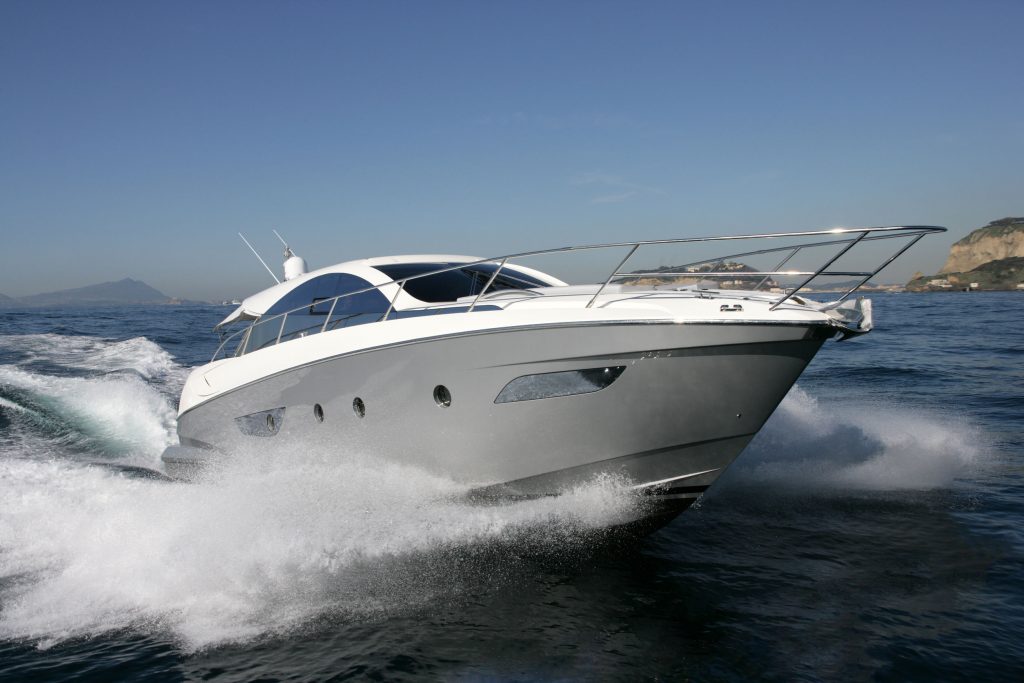 Factors to Consider When Choosing the Yacht of Your Dreams in Florida