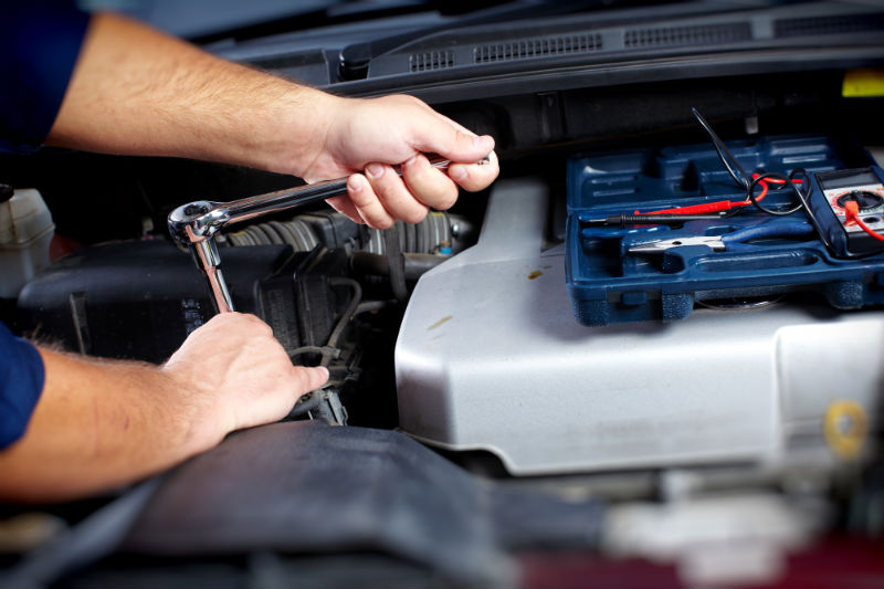 Things to Consider Before Choosing an Auto Body Shop in Phoenix, AZ