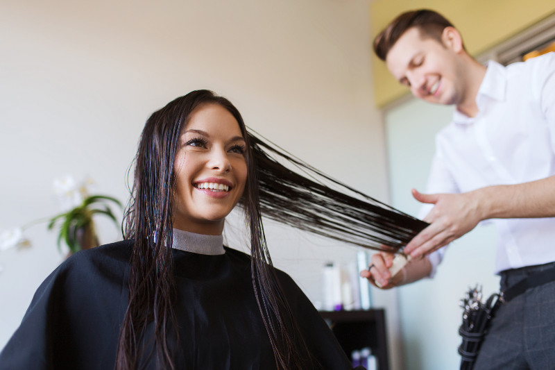 Elegant Cuts: 3 Advantages of Getting a Womens Haircut in Lower East Side