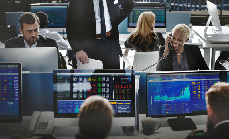 Navigate Investment Opportunities Using Stock Ratings in Chicago, IL