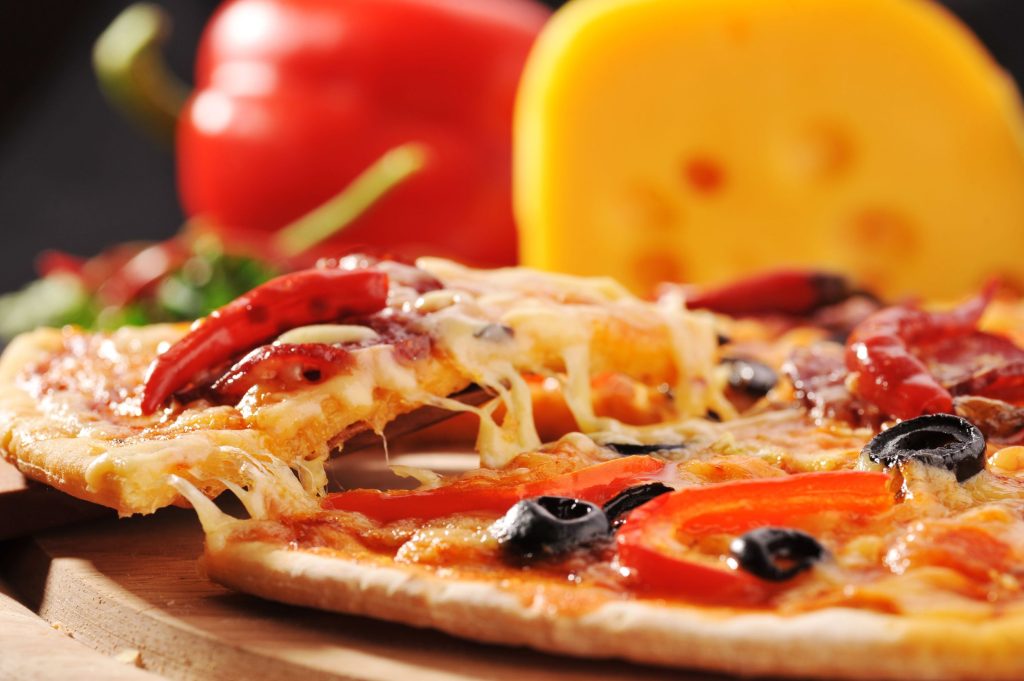 Craving Authentic Flavors Find Pizza Restaurants In Naples, FL Locals Love for Classic Italian Taste