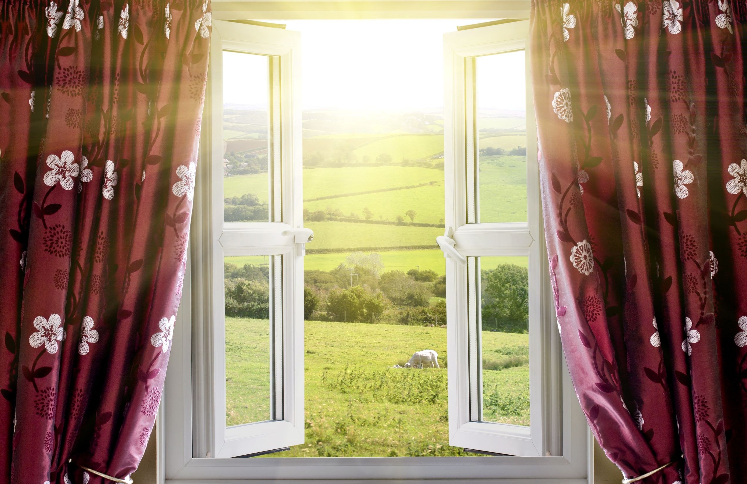 Improve Home Comfort and Efficiency With Vinyl Replacement Windows in Avon, CT