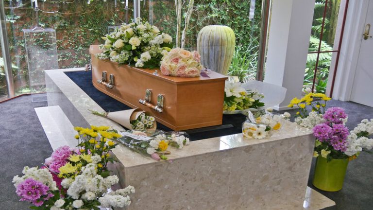 Honoring Loved Ones at a Funeral Home Lindenhurst NY with Personalized Services
