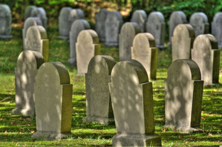Find Lasting Memories with a Traditional Monument Louisville Families Trust for Generations