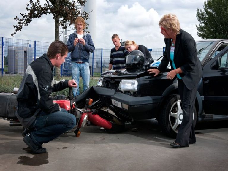 The Legal Steps a Motorcycle Accident Attorney Louisville KY Takes for Your Recovery