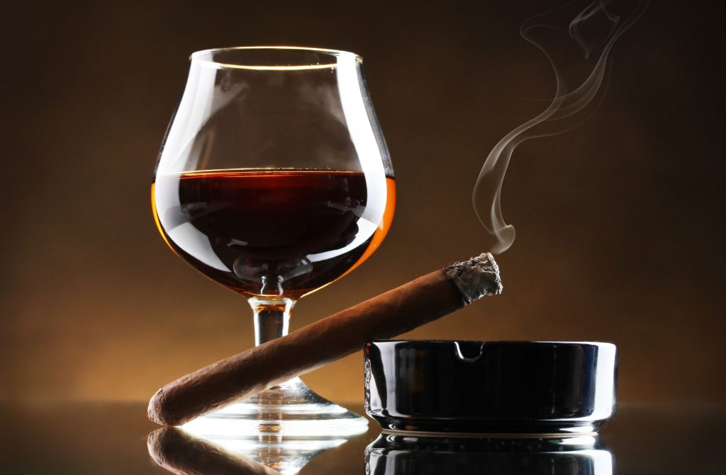 Experience Southern Hospitality With a Cigar Lounges Guide Matthews, NC Fans Will Love