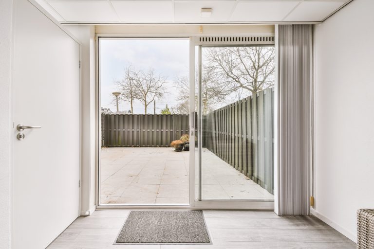 Guide To Front Doors In San Diego CA Locals Trust For Style And Durability