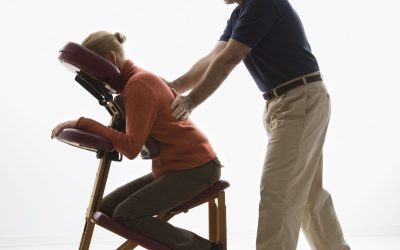 Spinal Decompression vs. Traditional Chiropractic Adjustments