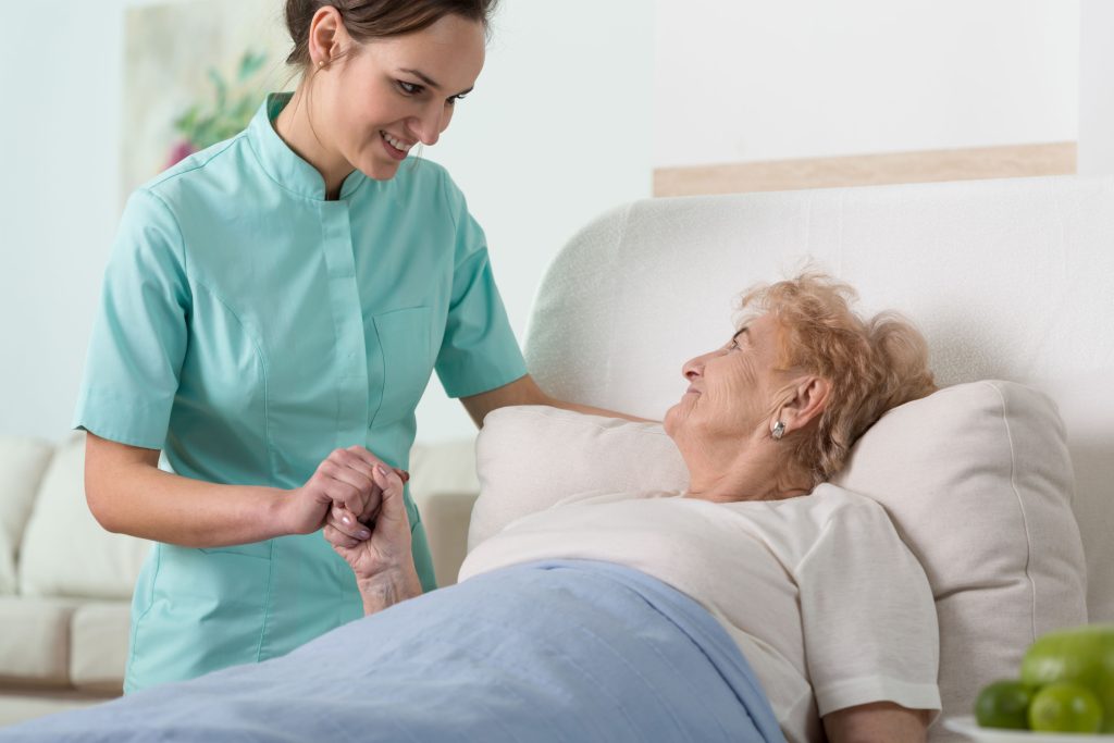 Choosing Compassionate Care at the End of Life Hospice Near Minneapolis, MN, for Your Loved Ones