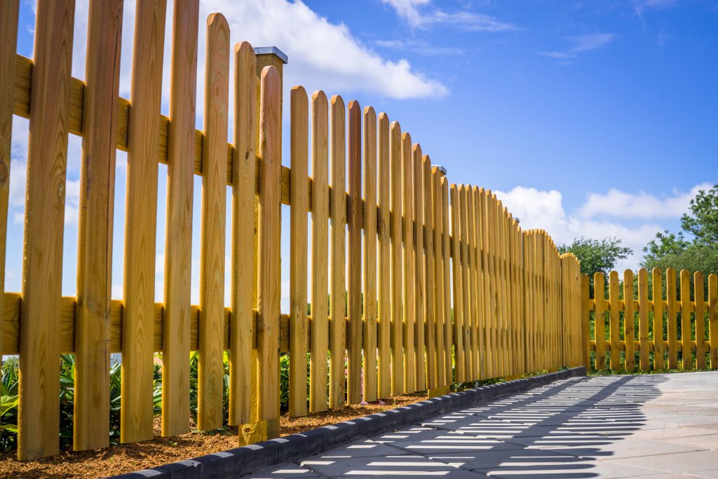 Protect Your Home with a Reliable Fencing Contractor, Oklahoma City, OK Residents Prefer