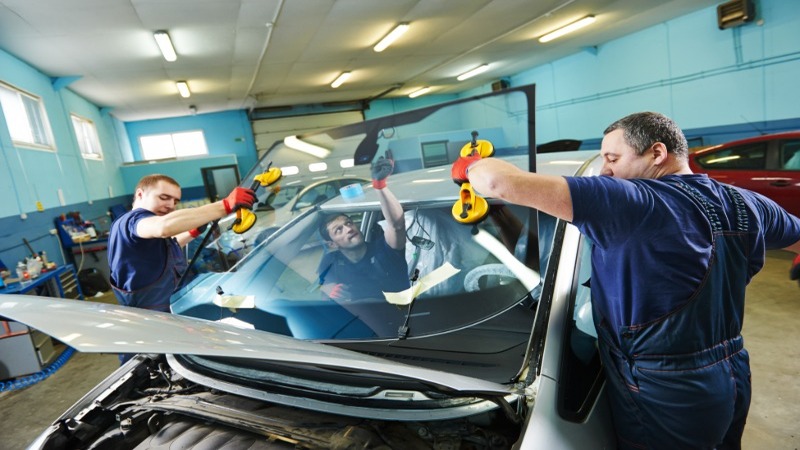 Affordable Solutions Await With Glass Repair in Houston, TX for Fast and Reliable Service