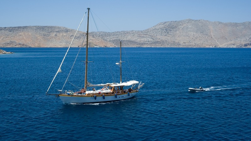 Turn Ordinary Gatherings Extraordinary with a Private Yacht Charter In Miami, FL Experience