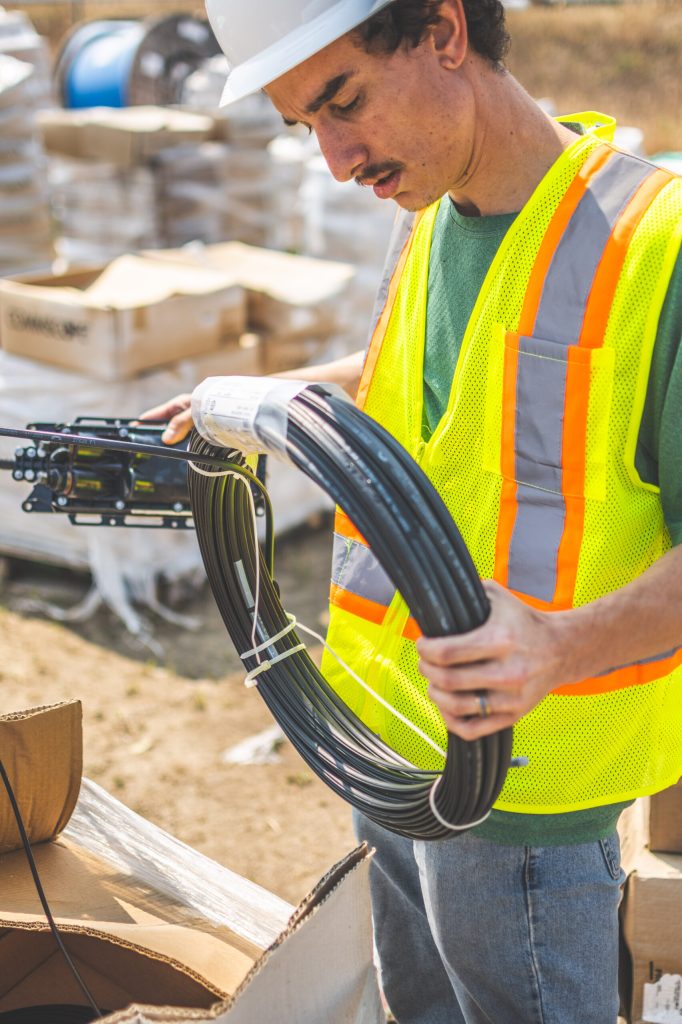 Why Homeowners Across the USA Trust Fiber Optic Installers for Faster Internet?