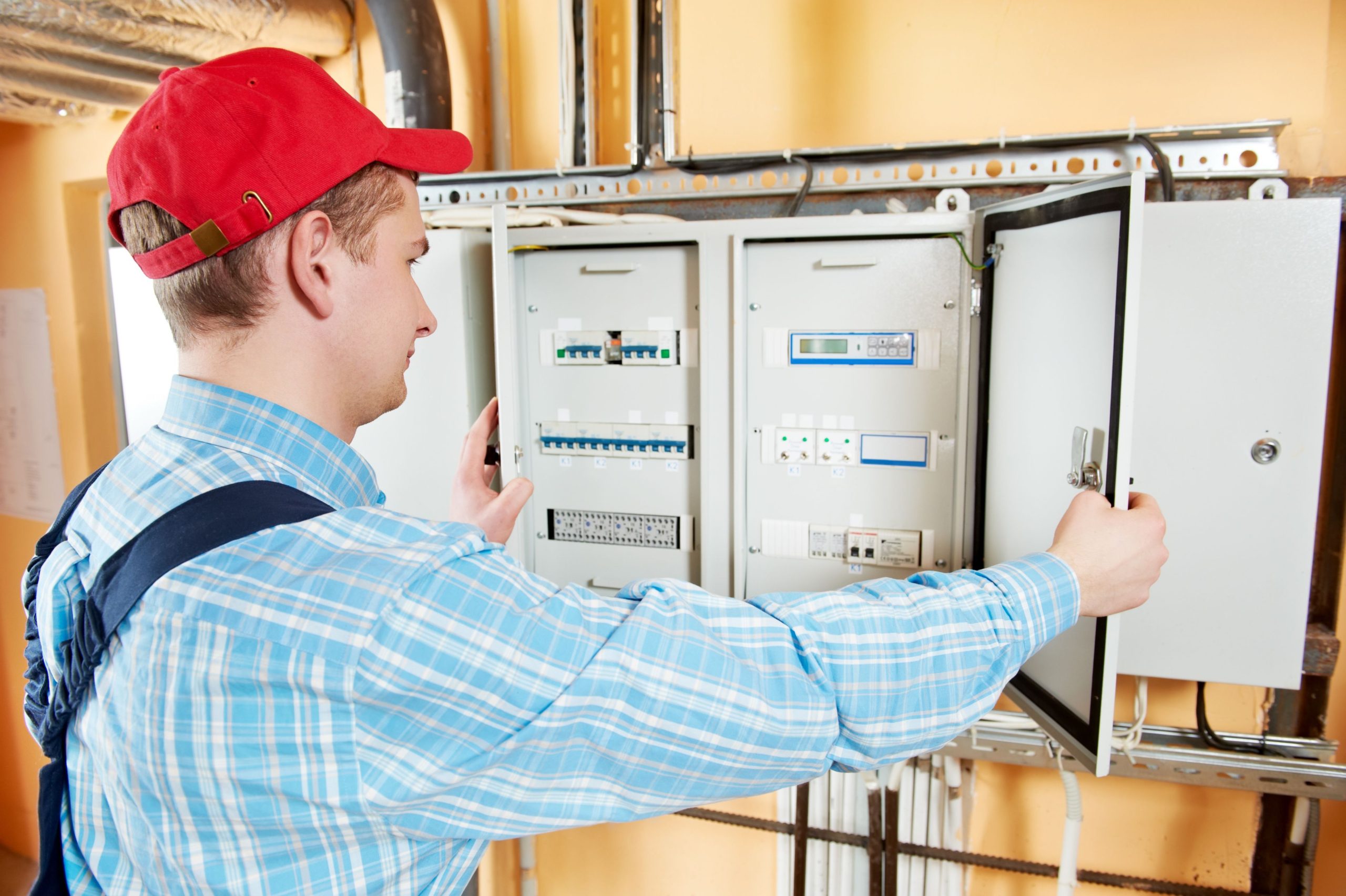 Reduce Safety Risks by Choosing Expert Electrical Repair in Crystal Lake, IL