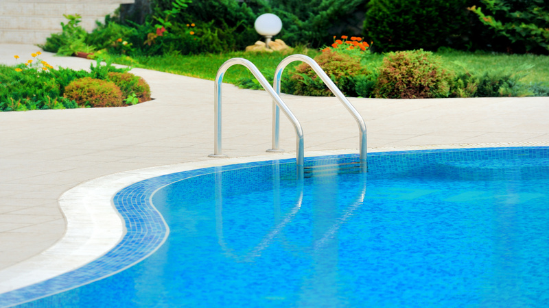 Bring Resort Luxury Home Using Pool Installers in Menifee CA Focused on Innovation