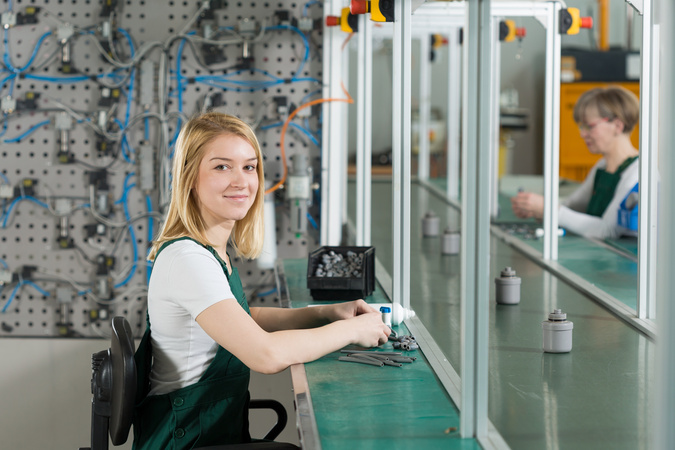 Industrial Screw Conveyors: A Practical Guide for Choosing the Right Service