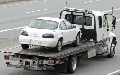 What Details Help a Towing Company Prepare for an Off-Road Recovery Call?